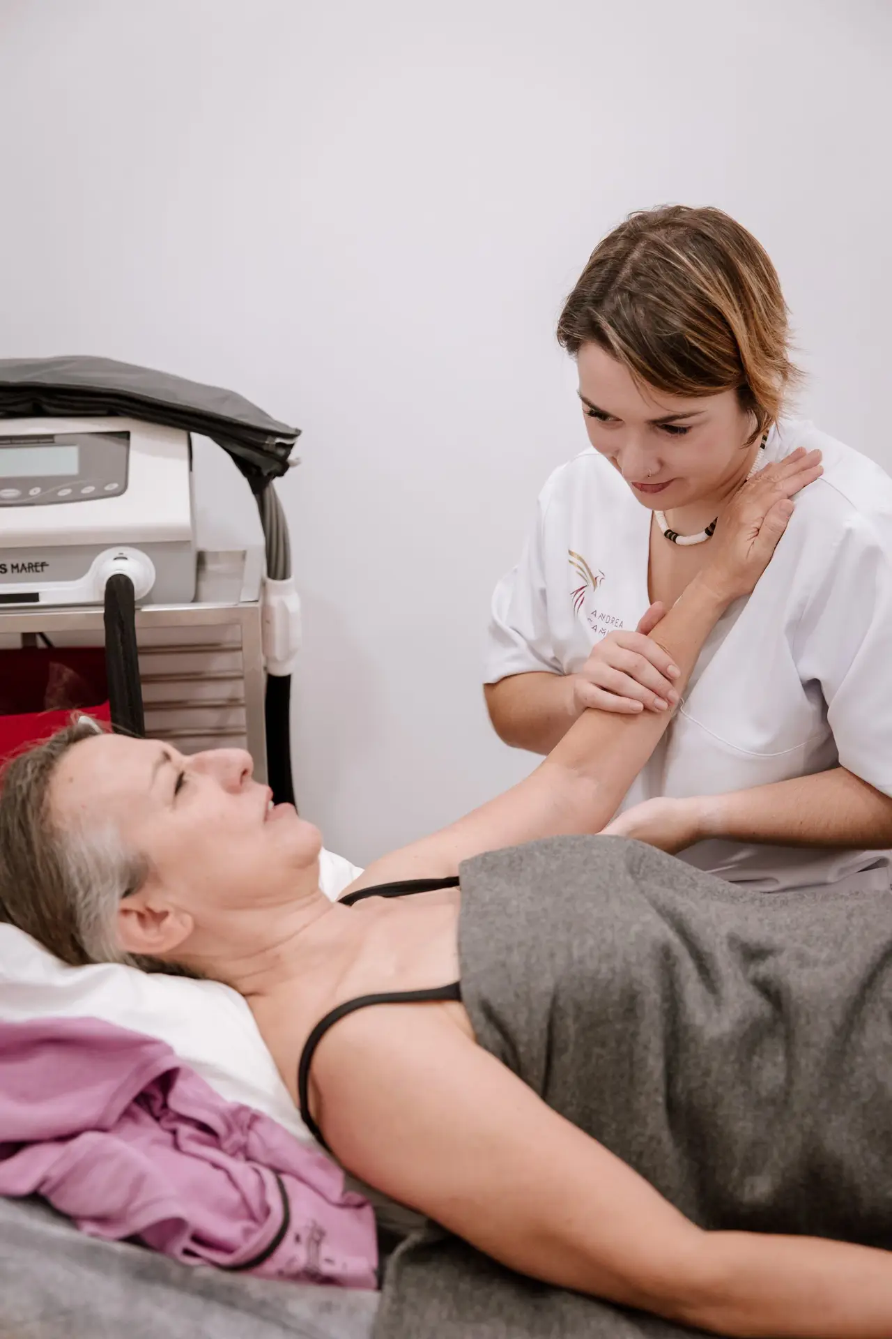 Entrenador y fisioterapeuta