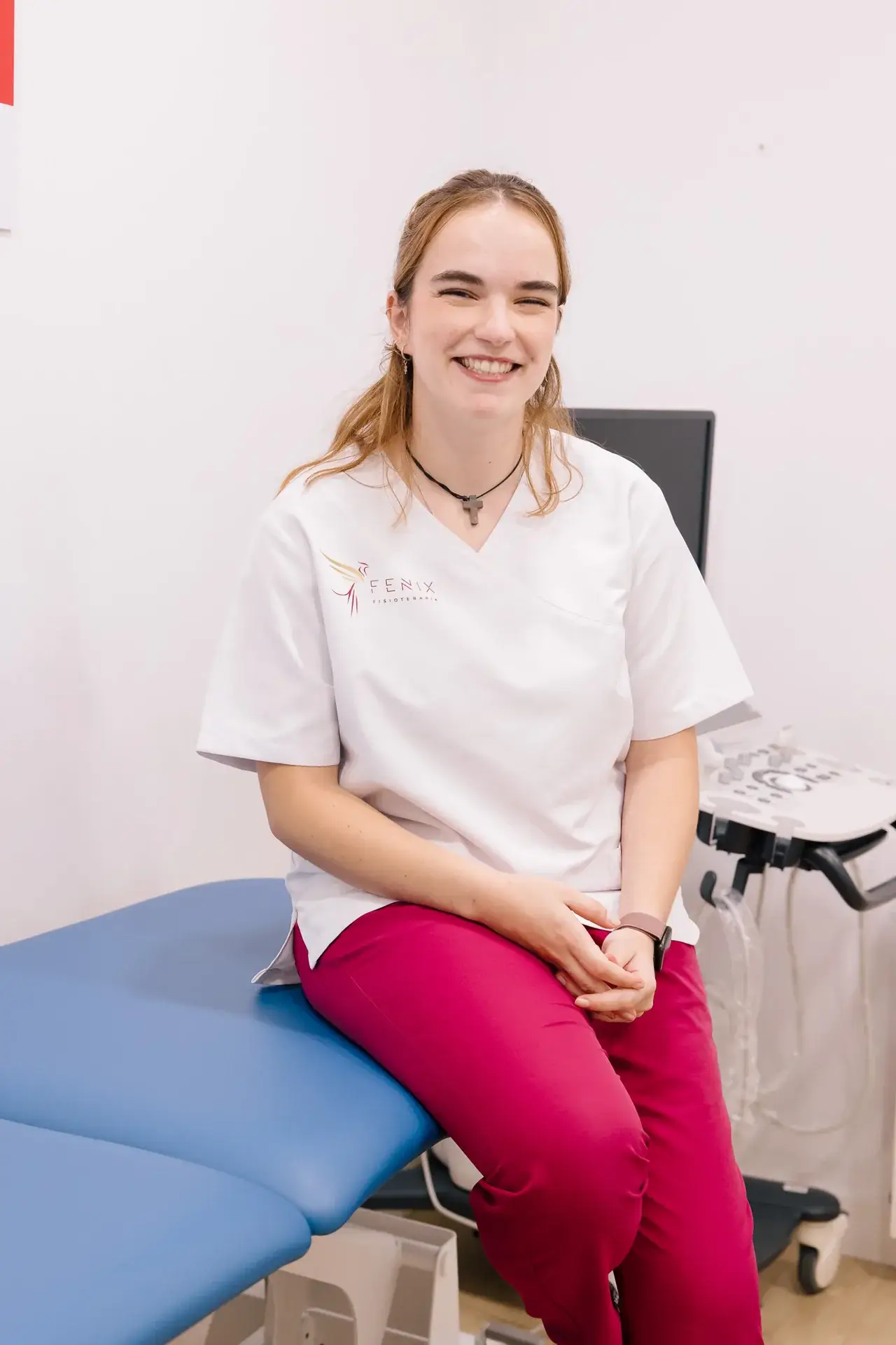 Alexandra Ureta, fisioterapeuta y CAFD en Fénix Fisioterapia